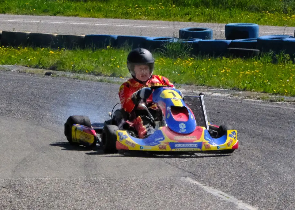 Pistonkart karting